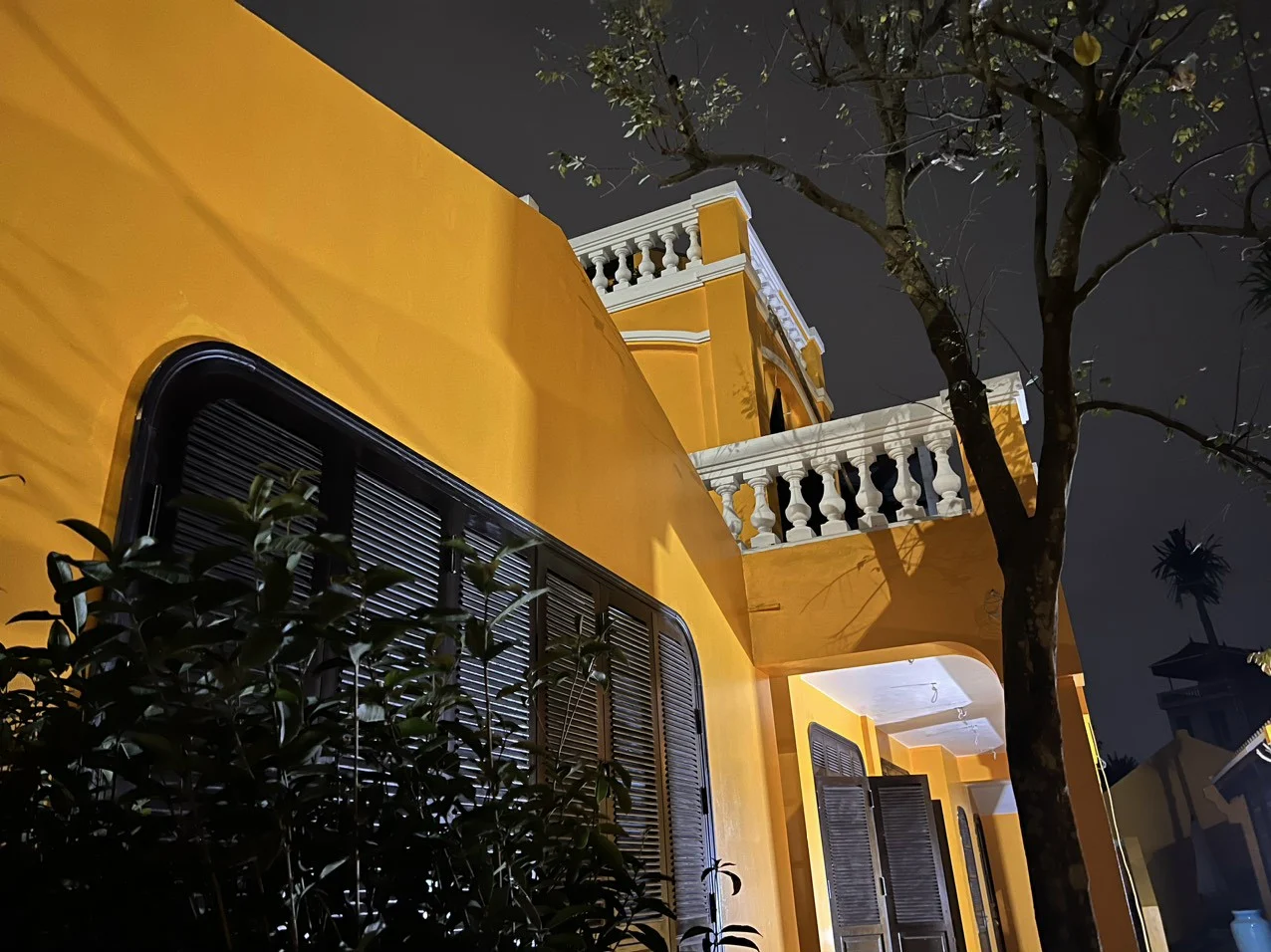 Khối nhà khi lên đèn