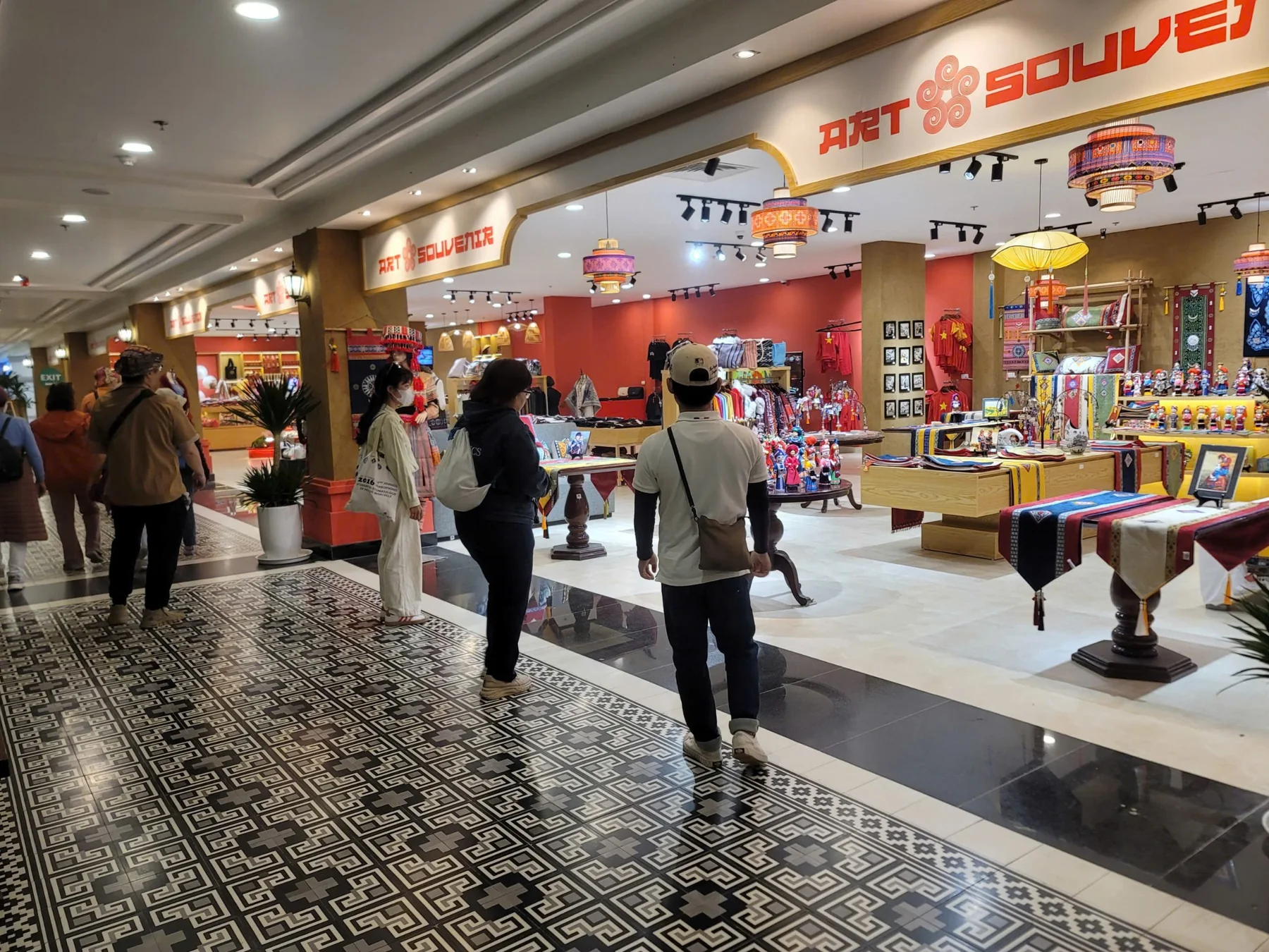 Art Souvenir — SUN PLAZA FANSIPAN — ảnh 05