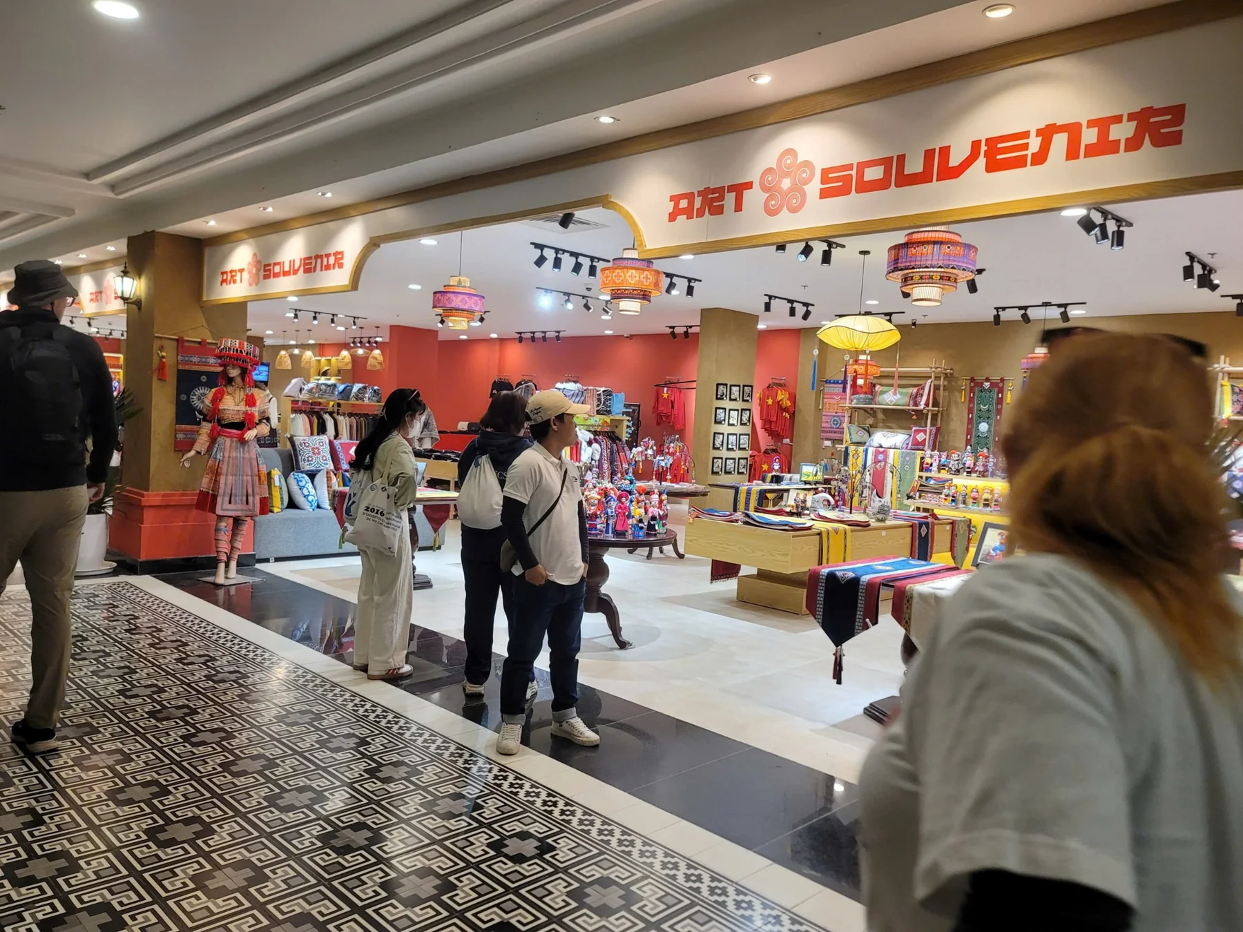 Art Souvenir — SUN PLAZA FANSIPAN — ảnh 06