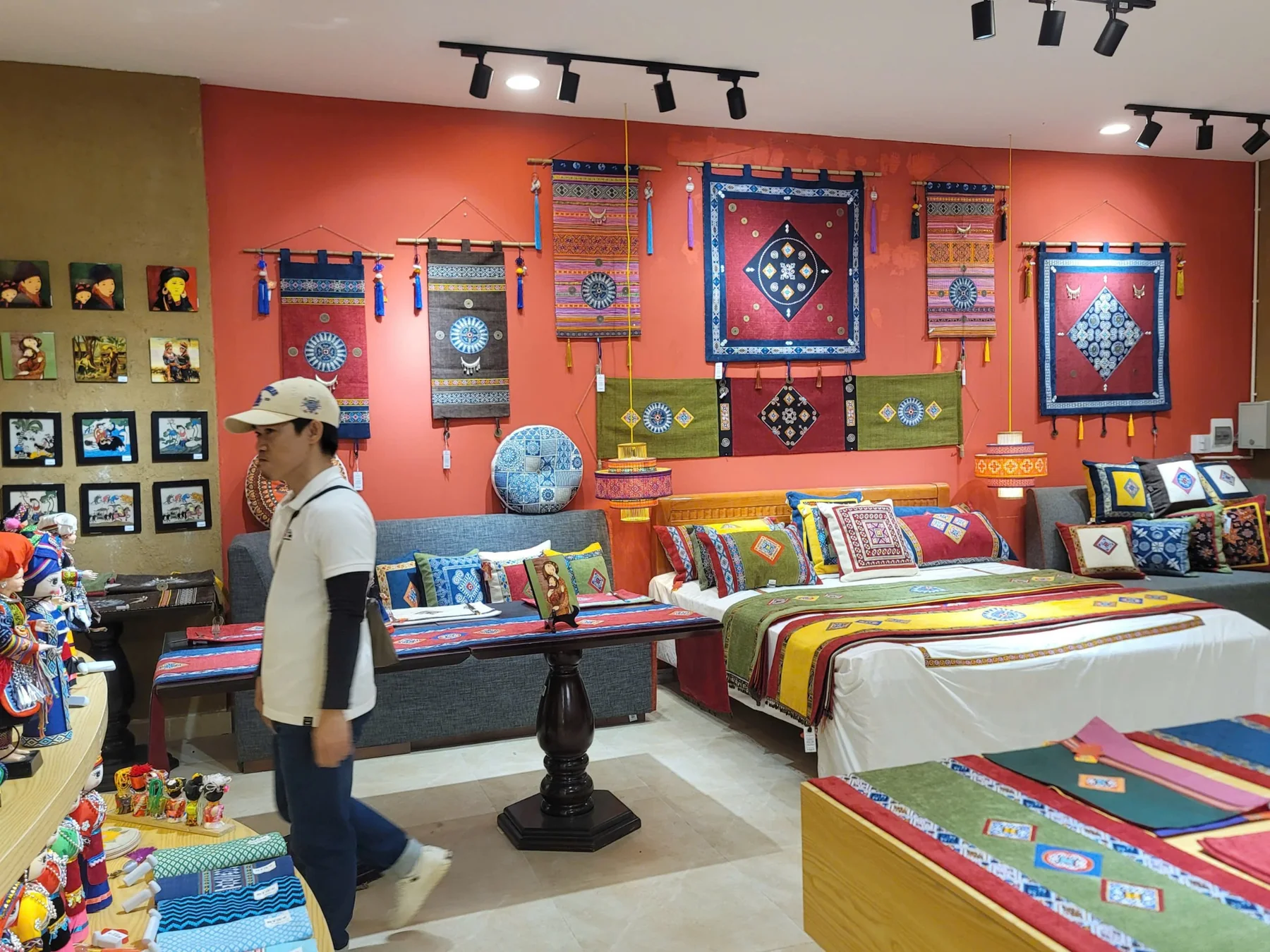 Art Souvenir — SUN PLAZA FANSIPAN — ảnh 08