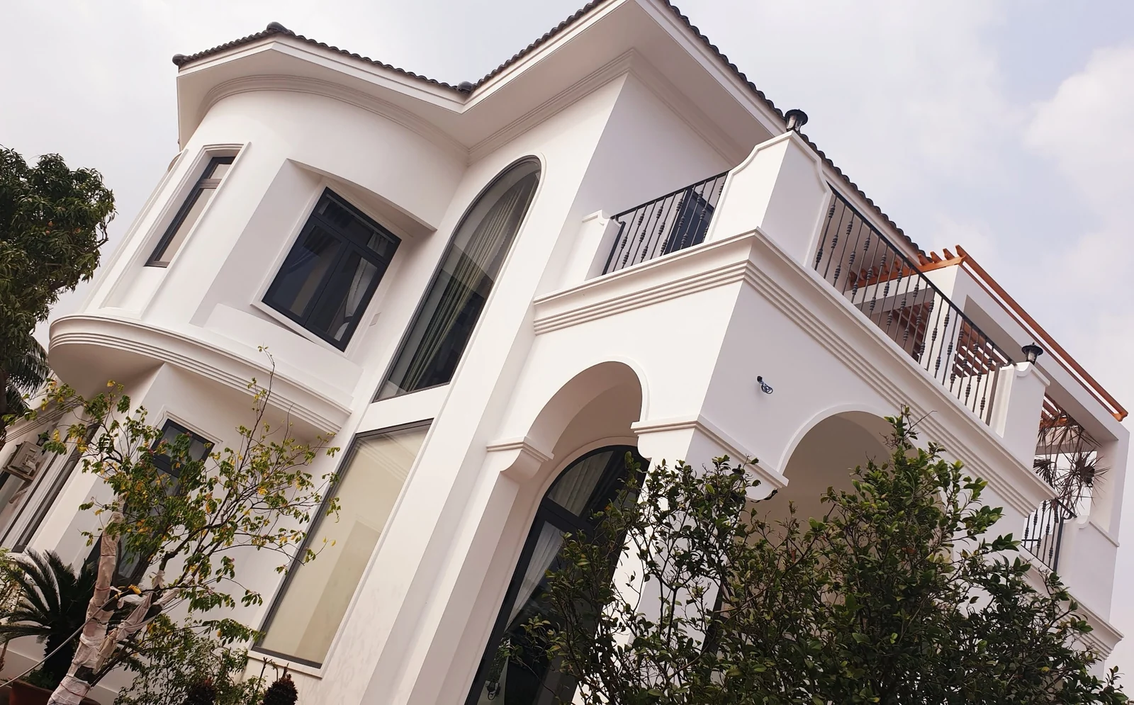 Spanish House — BÌNH CHÁNH — ảnh 03